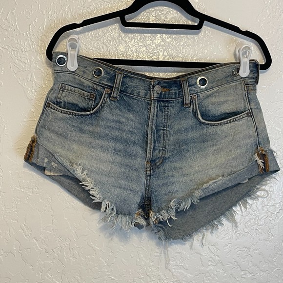 We The Free Pants - 🌻We The Free {27} Distressed Rivet Cut Off Denim Shorts Women Button Fly